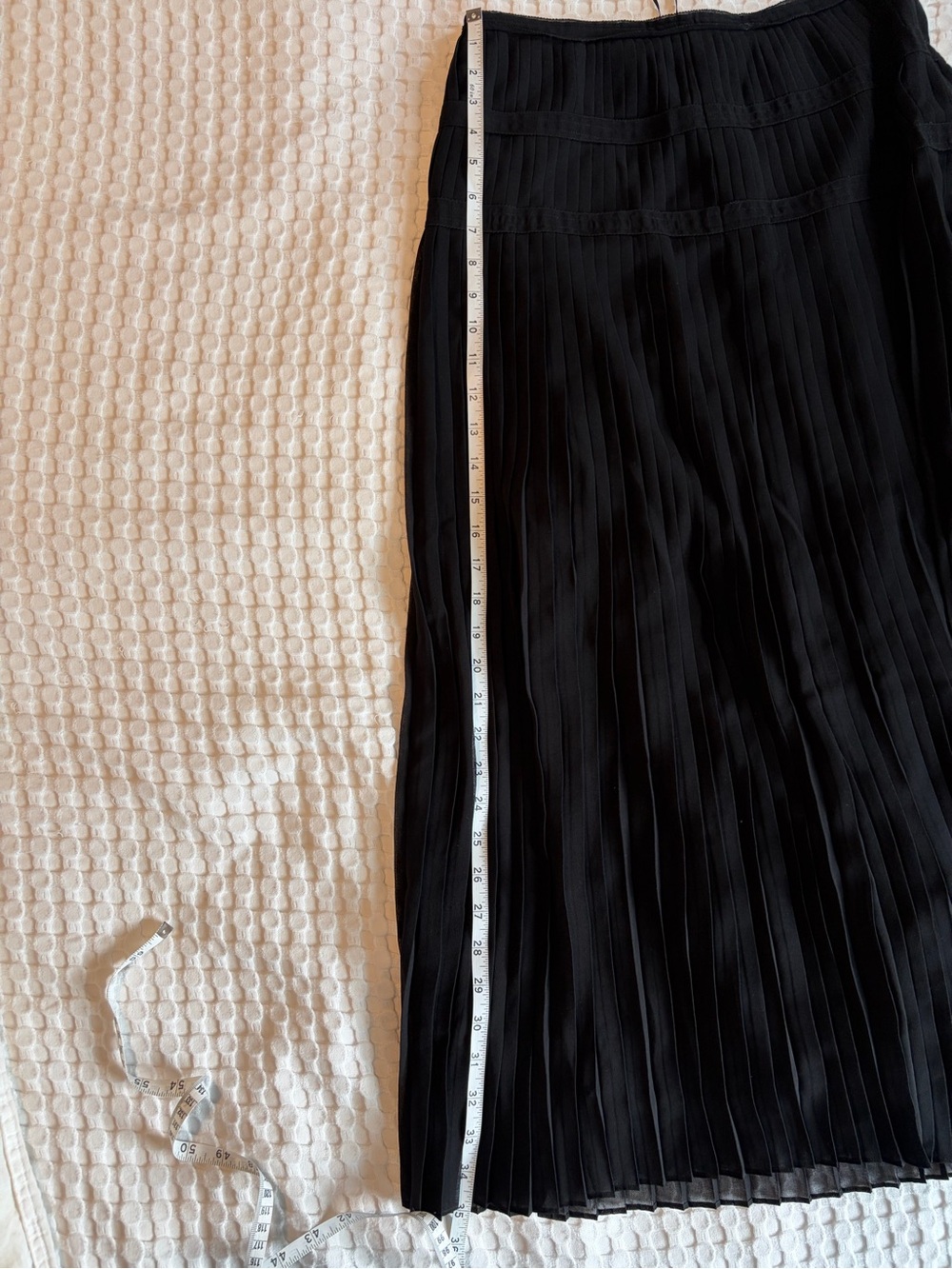 Elegant Black Pleated Long Midi/Maxi Skirt - Picture 4 of 6